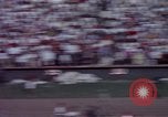 Standbild der Stanford University Band und Fußball-Spiel Palo Alto California USA, 1976, aus Sekunde 60 historischem Filmmaterial Videoclip 65675031127