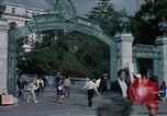 Standbild der University of California Berkeley Berkeley California USA, 1976, aus Sekunde 5 historischem Filmmaterial Videoclip 65675031128