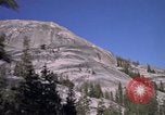 Immagine di Yosemite Valley Mariposa California USA, 1976, secondo 51 filmato di repertorio 65675031133