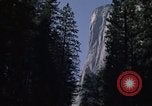 Standbild El Capitan Southeast face Mariposa California USA, 1976, aus Sekunde 14 historischem Filmmaterial Videoclip 65675031134