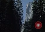 Standbild El Capitan Southeast face Mariposa California USA, 1976, aus Sekunde 16 historischem Filmmaterial Videoclip 65675031134