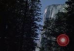 Standbild El Capitan Southeast face Mariposa California USA, 1976, aus Sekunde 22 historischem Filmmaterial Videoclip 65675031134