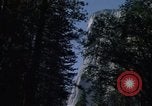 Standbild El Capitan Southeast face Mariposa California USA, 1976, aus Sekunde 24 historischem Filmmaterial Videoclip 65675031134