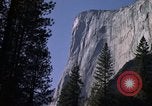 Standbild El Capitan Southeast face Mariposa California USA, 1976, aus Sekunde 36 historischem Filmmaterial Videoclip 65675031134