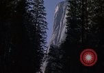 Standbild El Capitan Southeast face Mariposa California USA, 1976, aus Sekunde 50 historischem Filmmaterial Videoclip 65675031134