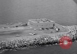 Standbild Chesapeake Bay Bridge-Tunnel Hingabe Virginia Beach United States USA, 1964, aus Sekunde 23 historischem Filmmaterial Videoclip 65675031135