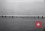 Standbild Chesapeake Bay Bridge-Tunnel Hingabe Virginia Beach United States USA, 1964, aus Sekunde 29 historischem Filmmaterial Videoclip 65675031135