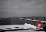 Standbild Chesapeake Bay Bridge-Tunnel Hingabe Virginia Beach United States USA, 1964, aus Sekunde 54 historischem Filmmaterial Videoclip 65675031135