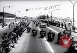 Standbild Queen Julian Mexiko, 1964, aus Sekunde 27 historischem Filmmaterial Videoclip 65675031137