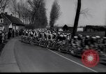 Standbild Fahrrad Rennen Europa, 1964, aus Sekunde 9 historischem Filmmaterial Videoclip 65675031139