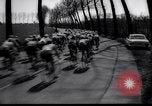 Standbild Fahrrad Rennen Europa, 1964, aus Sekunde 13 historischem Filmmaterial Videoclip 65675031139