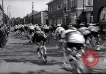 Standbild Fahrrad Rennen Europa, 1964, aus Sekunde 22 historischem Filmmaterial Videoclip 65675031139
