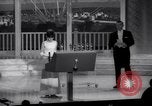 Immagine di La trentasettesima Academy Awards Hollywood Los Angeles California USA, 1965, secondo 18 filmato di repertorio 65675031142