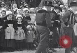 Image Festival en Bretagne Pont l'Abbé Bretagne France, 1931, de la seconde 43 séquences d'archives historiques vidéo 65675031150