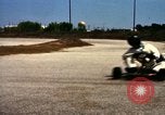 Immagine di Go-Karting Rota Spagna, 1965, secondo 50 filmato di repertorio 65675031178