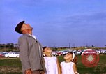 Standbild sky diving Rota Spanien, 1965, aus Sekunde 9 historischem Filmmaterial Videoclip 65675031179
