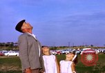 Standbild sky diving Rota Spanien, 1965, aus Sekunde 10 historischem Filmmaterial Videoclip 65675031179