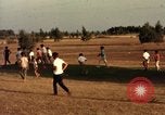 Standbild sky diving Rota Spanien, 1965, aus Sekunde 36 historischem Filmmaterial Videoclip 65675031179