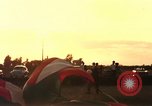 Standbild sky diving Rota Spanien, 1965, aus Sekunde 62 historischem Filmmaterial Videoclip 65675031179