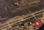 Standbild sky diving Rota Spanien, 1965, aus Sekunde 49 historischem Filmmaterial Videoclip 65675031180