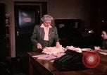 Immagine di Tessile e abbigliamento United States USA, 1948, secondo 10 filmato di repertorio 65675031183