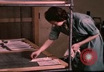 Immagine di Tessile e abbigliamento United States USA, 1948, secondo 18 filmato di repertorio 65675031183