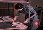 Immagine di Tessile e abbigliamento United States USA, 1948, secondo 24 filmato di repertorio 65675031183
