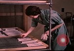 Immagine di Tessile e abbigliamento United States USA, 1948, secondo 25 filmato di repertorio 65675031183