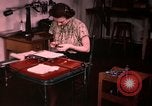 Immagine di Tessile e abbigliamento United States USA, 1948, secondo 27 filmato di repertorio 65675031183