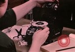 Immagine di Tessile e abbigliamento United States USA, 1948, secondo 56 filmato di repertorio 65675031183