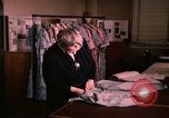 Image textile and clothing United States USA, 1948, de la seconde 9 séquences d'archives historiques vidéo 65675031184