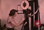 Image textile and clothing United States USA, 1948, de la seconde 42 séquences d'archives historiques vidéo 65675031184