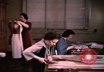 Image textile and clothing United States USA, 1948, de la seconde 62 séquences d'archives historiques vidéo 65675031184