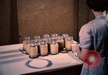 Immagine di Ricerca di alloggiamento United States USA, 1948, secondo 14 filmato di repertorio 65675031186