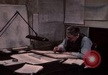 Immagine di Ricerca di alloggiamento United States USA, 1948, secondo 28 filmato di repertorio 65675031186