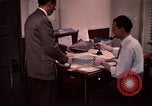 Immagine di Ricerca di alloggiamento United States USA, 1948, secondo 37 filmato di repertorio 65675031186