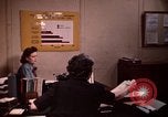 Standbild Familie Wirtschaft United States USA, 1948, aus Sekunde 6 historischem Filmmaterial Videoclip 65675031187