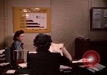 Standbild Familie Wirtschaft United States USA, 1948, aus Sekunde 7 historischem Filmmaterial Videoclip 65675031187