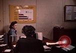 Standbild Familie Wirtschaft United States USA, 1948, aus Sekunde 9 historischem Filmmaterial Videoclip 65675031187