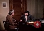 Standbild Familie Wirtschaft United States USA, 1948, aus Sekunde 28 historischem Filmmaterial Videoclip 65675031187