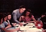 Standbild Familie Wirtschaft United States USA, 1948, aus Sekunde 52 historischem Filmmaterial Videoclip 65675031187