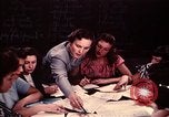 Standbild Familie Wirtschaft United States USA, 1948, aus Sekunde 54 historischem Filmmaterial Videoclip 65675031187
