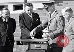 Standbild Fingerprinting United States USA, 1936, aus Sekunde 10 historischem Filmmaterial Videoclip 65675031189