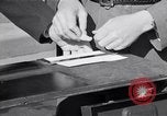 Standbild Fingerprinting United States USA, 1936, aus Sekunde 24 historischem Filmmaterial Videoclip 65675031189
