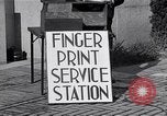 Standbild Fingerprint Service Station United States USA, 1936, aus Sekunde 7 historischem Filmmaterial Videoclip 65675031190