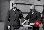 Standbild Fingerprint Service Station United States USA, 1936, aus Sekunde 26 historischem Filmmaterial Videoclip 65675031190