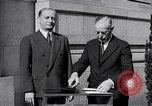 Standbild Fingerprint Service Station United States USA, 1936, aus Sekunde 27 historischem Filmmaterial Videoclip 65675031190