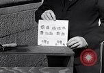 Standbild Fingerprint Service Station United States USA, 1936, aus Sekunde 61 historischem Filmmaterial Videoclip 65675031190