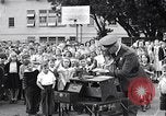 Standbild Kinder Fingerabdrücke United States USA, 1936, aus Sekunde 24 historischem Filmmaterial Videoclip 65675031193