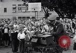Standbild Kinder Fingerabdrücke United States USA, 1936, aus Sekunde 27 historischem Filmmaterial Videoclip 65675031193